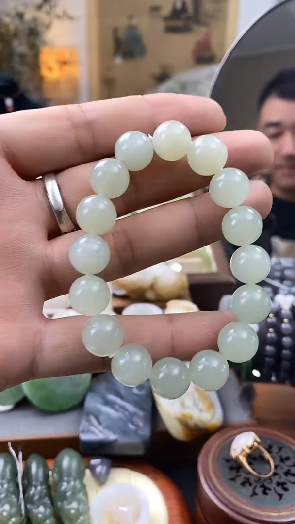 未镶嵌手串和田玉冰葡萄肉12mm