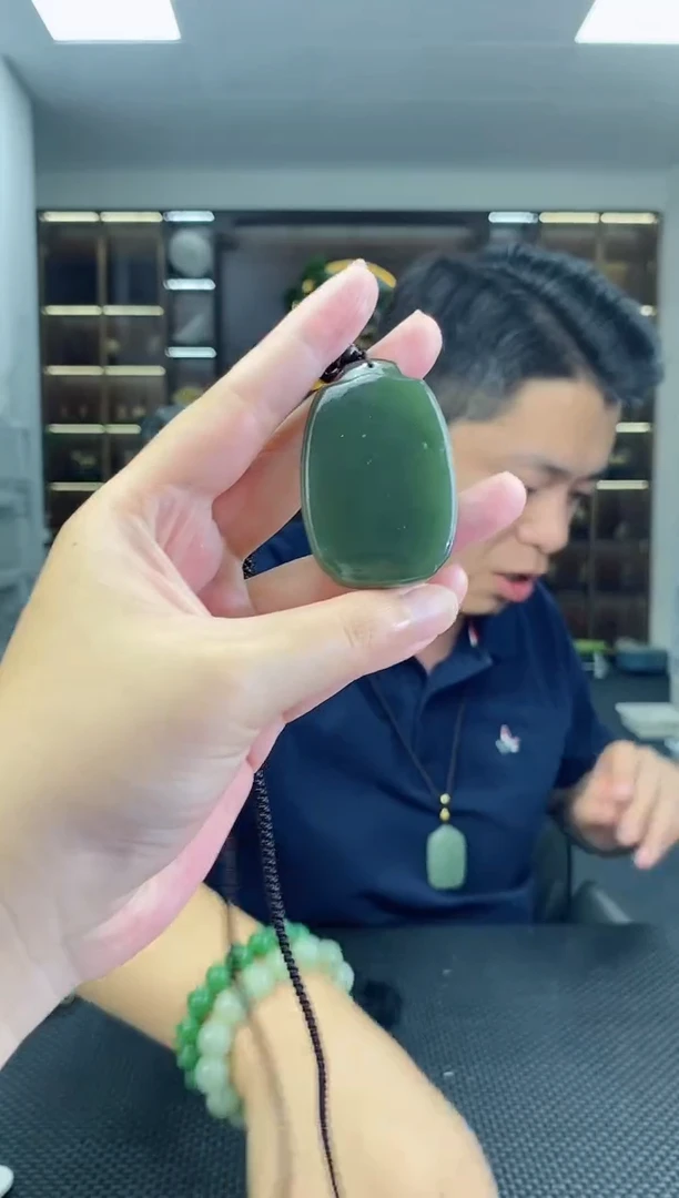 颈饰未镶嵌和田玉无事牌清货3