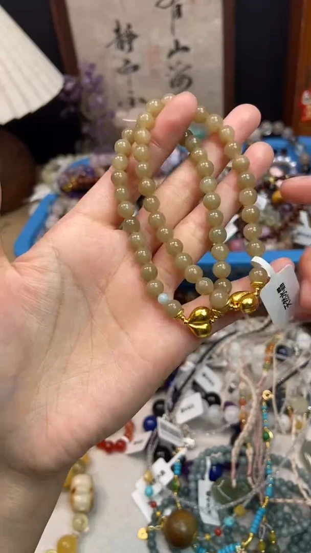 未镶嵌和田玉手饰179微瑕