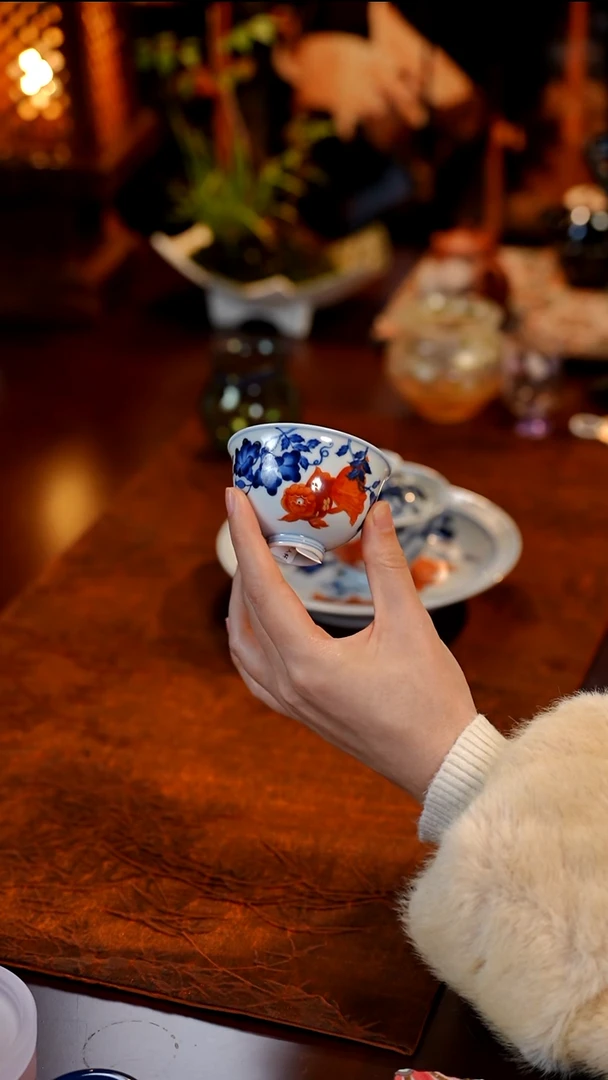 壶承小卿亭主人杯·············