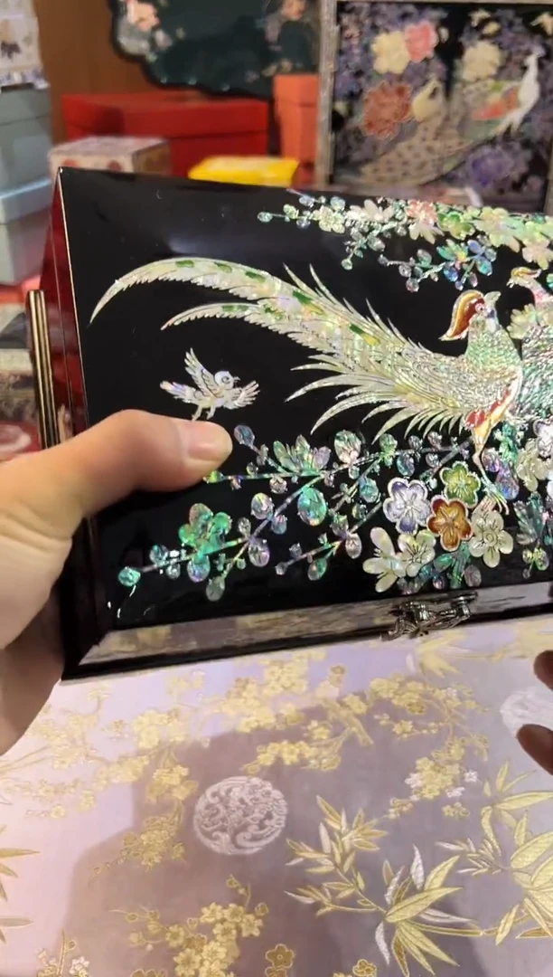 微瑕弘贝雅螺钿漆器文化馆