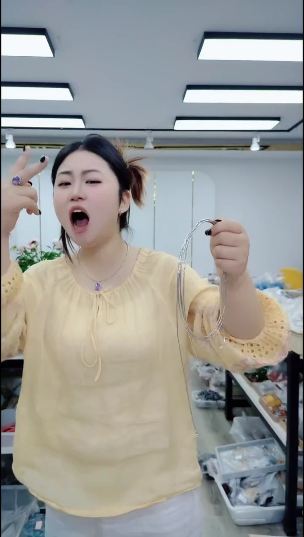 玛瑙/玉髓颈饰合金白金色项圈