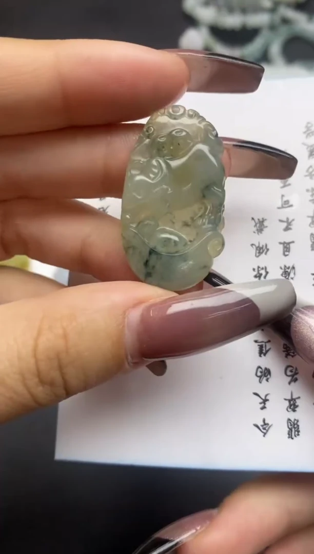 定制翡翠未镶嵌翡翠毛货~