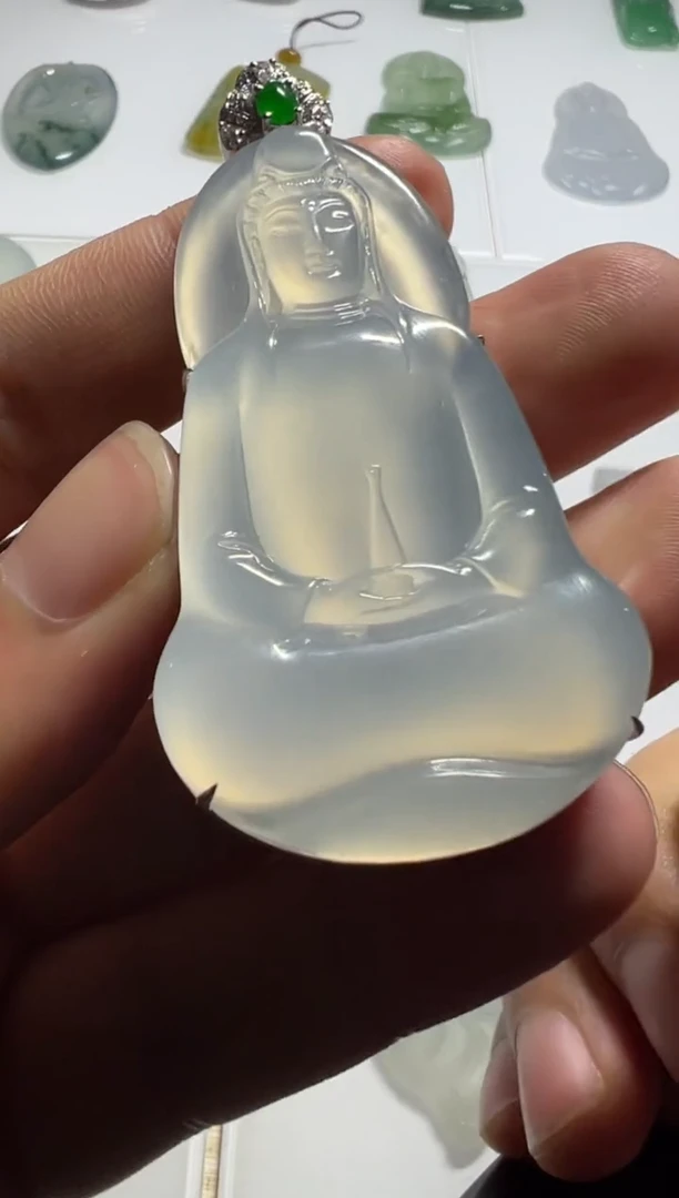 【闪购商品】定制翡翠未镶嵌观音