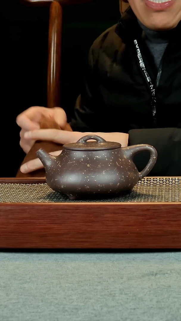 茶壶紫砂任瓢紫泥铺砂330cc