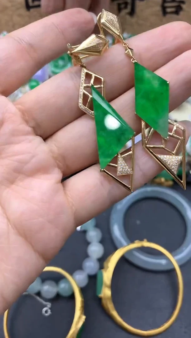 【闪购商品】翡翠耳饰18K金镶嵌587-中国好珍宝