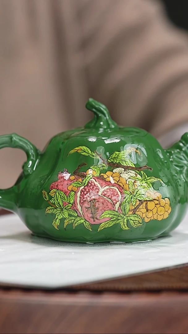 宜兴原矿高端紫砂 绿泥 260 cc