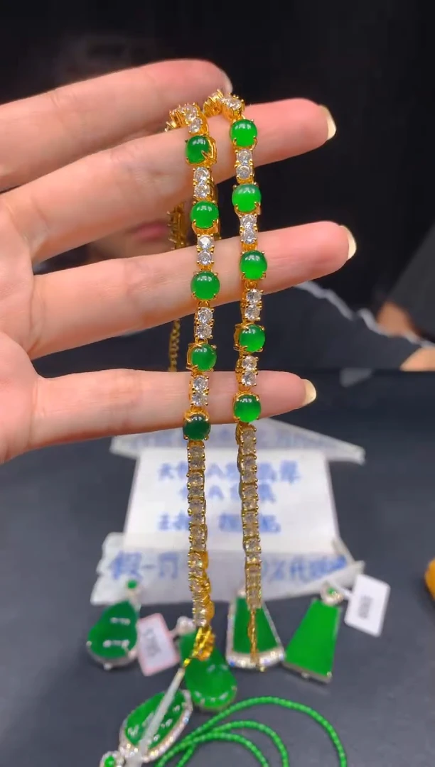 定制翡翠未镶嵌576多样性发货（发其一）