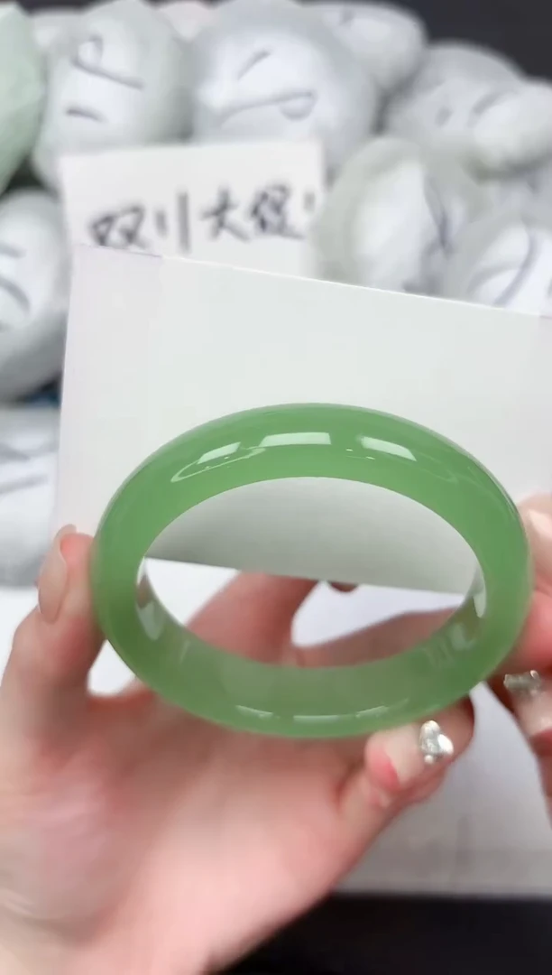 未镶嵌手镯石英质玉188-60.2