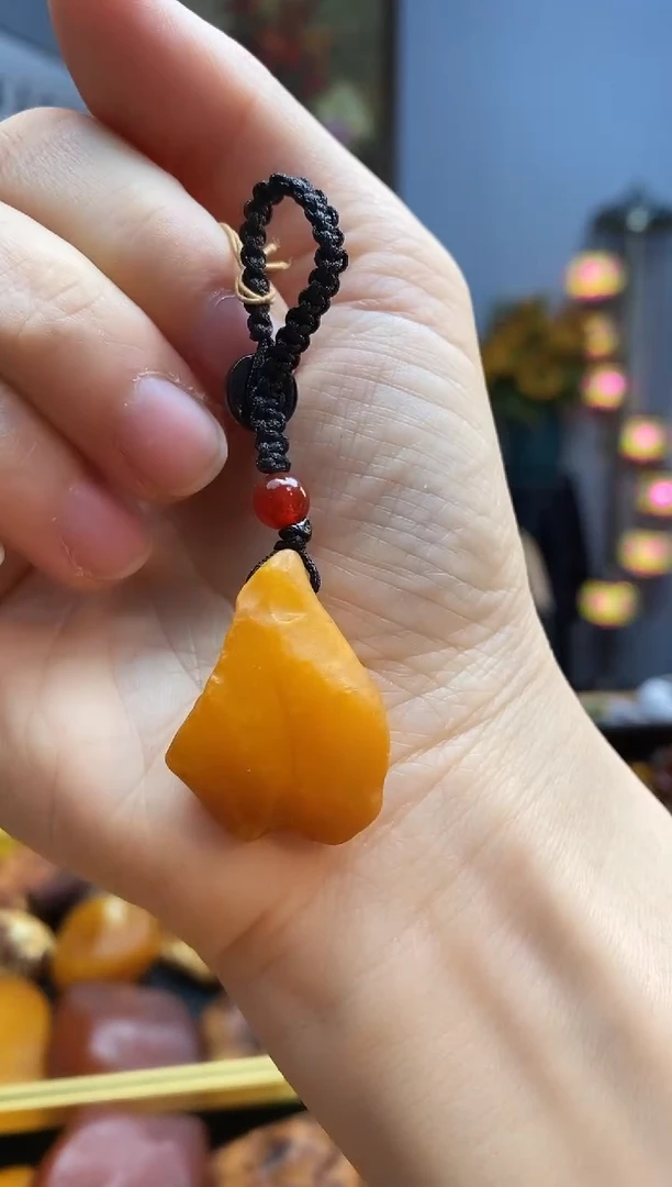 琥珀颈饰未镶嵌挂件