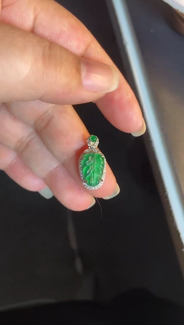 吊坠(不含链)银S925镶嵌翡翠1