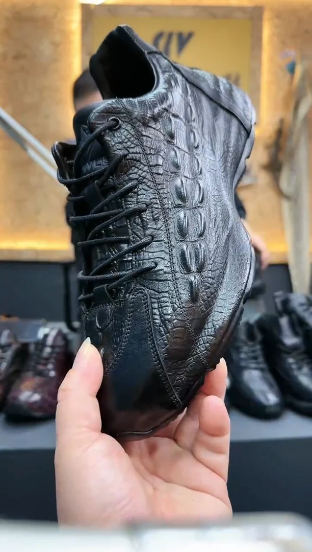 磨砂皮（牛皮）40码黑色7616