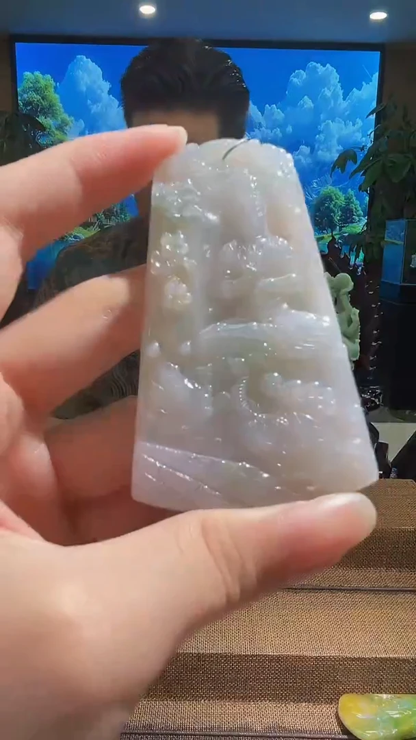 翡翠未镶嵌颈饰MFC0728125
