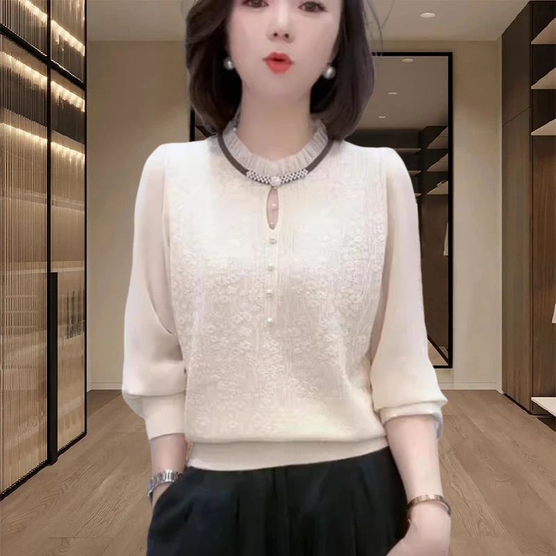 时尚气质女士百搭针织衫2025春秋新款高端洋气圆领蕾丝钉珠打底衫