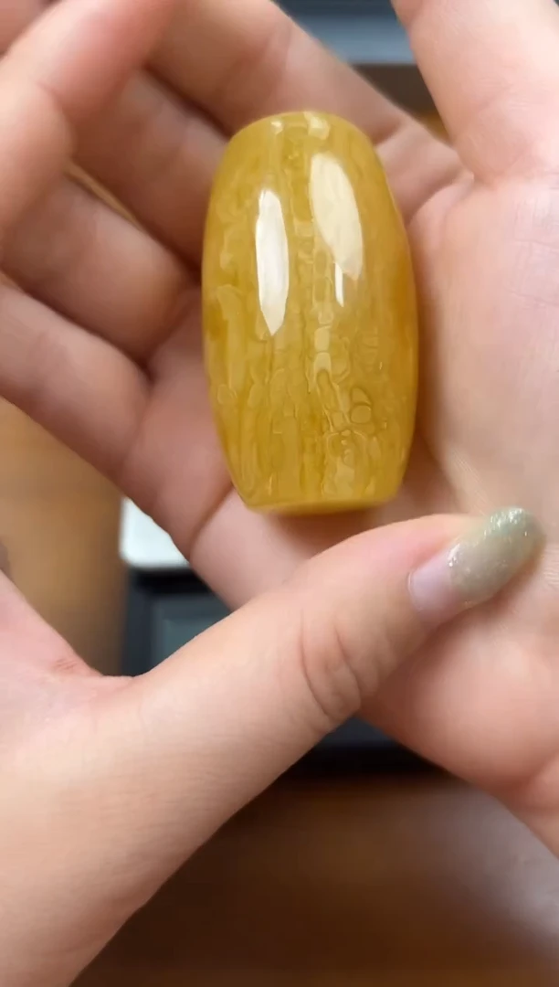 未镶嵌蜜蜡裸石琥珀蜜蜡吊坠