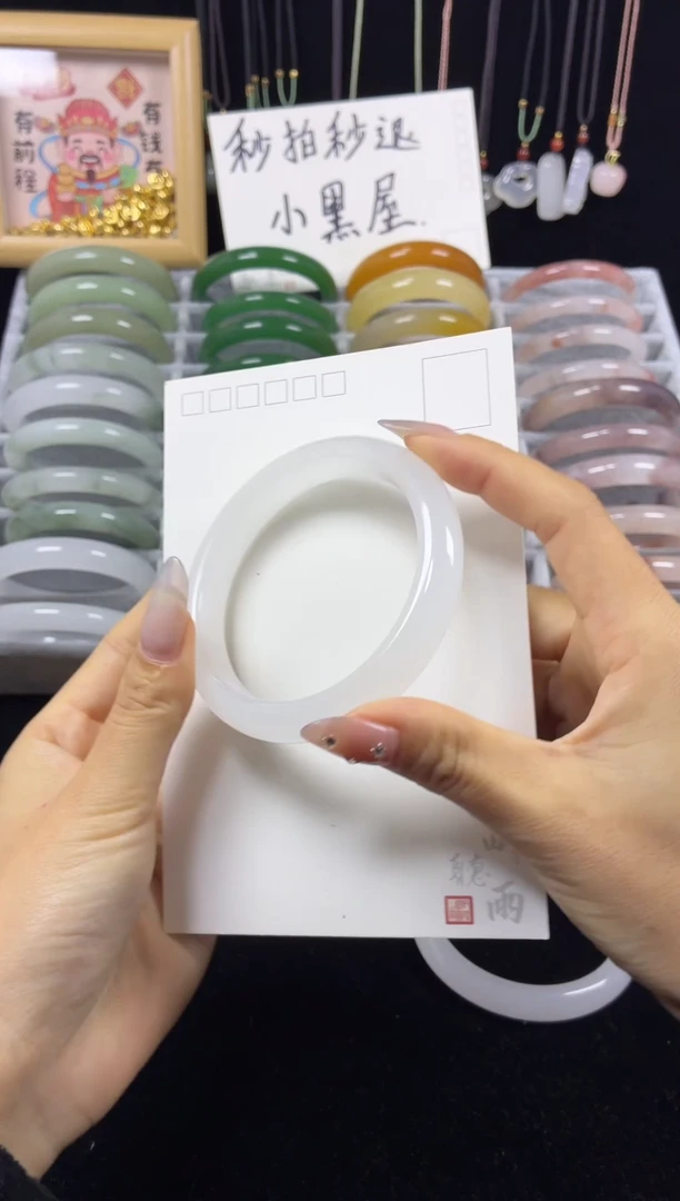 未镶嵌手镯石英质玉58圈口有裂介意勿拍