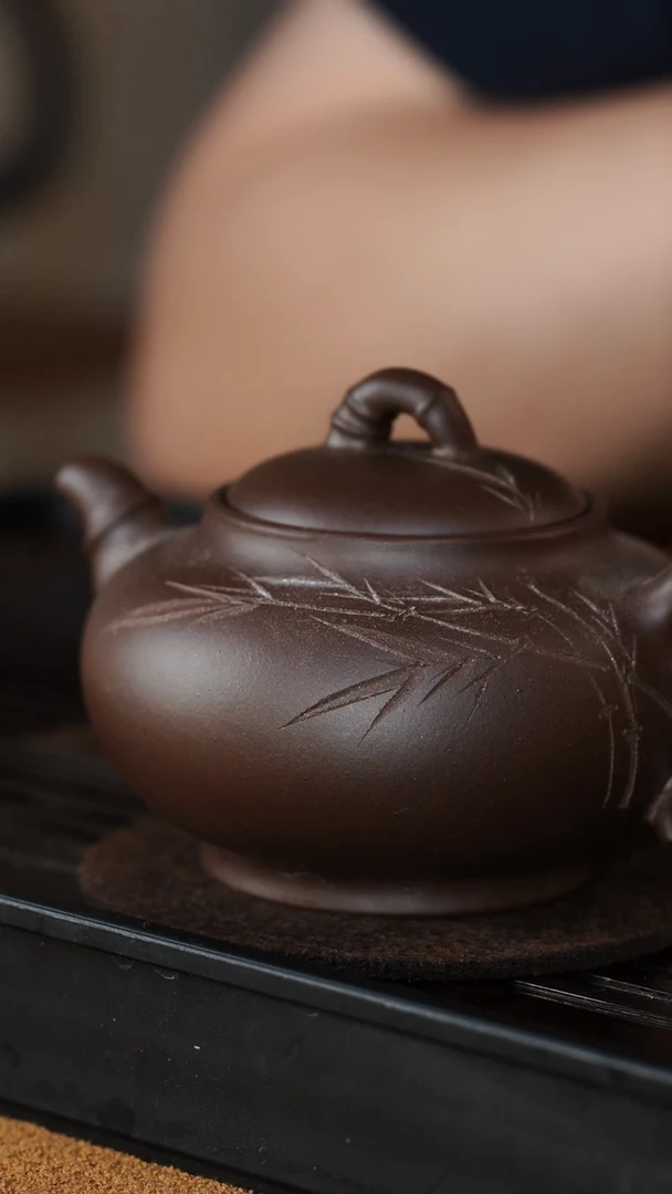 工堂直营精工半手紫砂壶