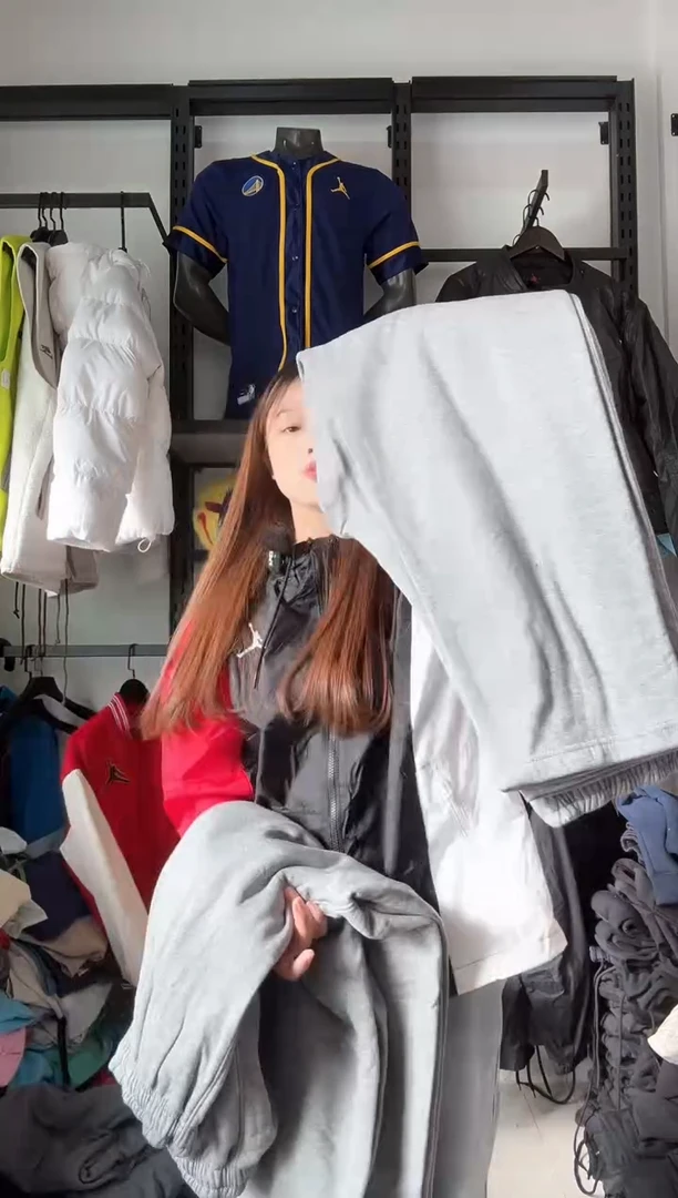 3713   编码  瑕疵直播间过款为准 尺码   身高  185