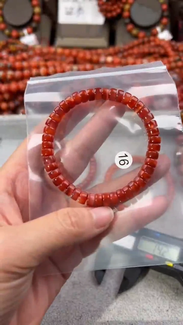 南红玛瑙手串未镶嵌7