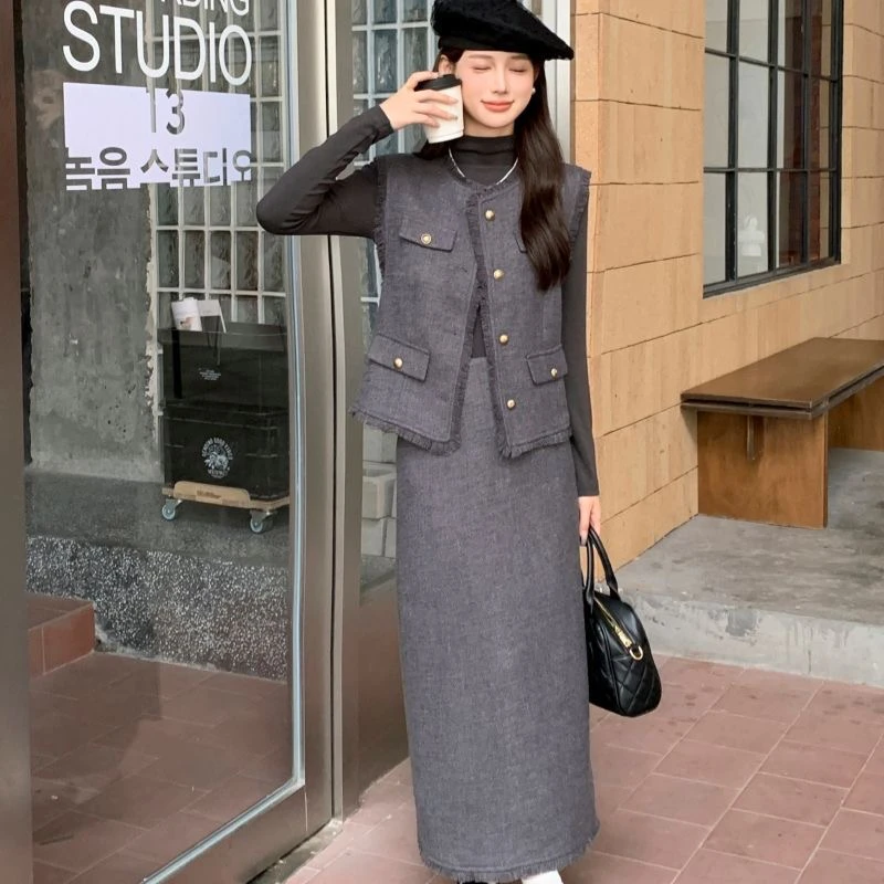 2025秋冬新款时尚显瘦气质网红洋气小香套装女高级宽松裙子三件套