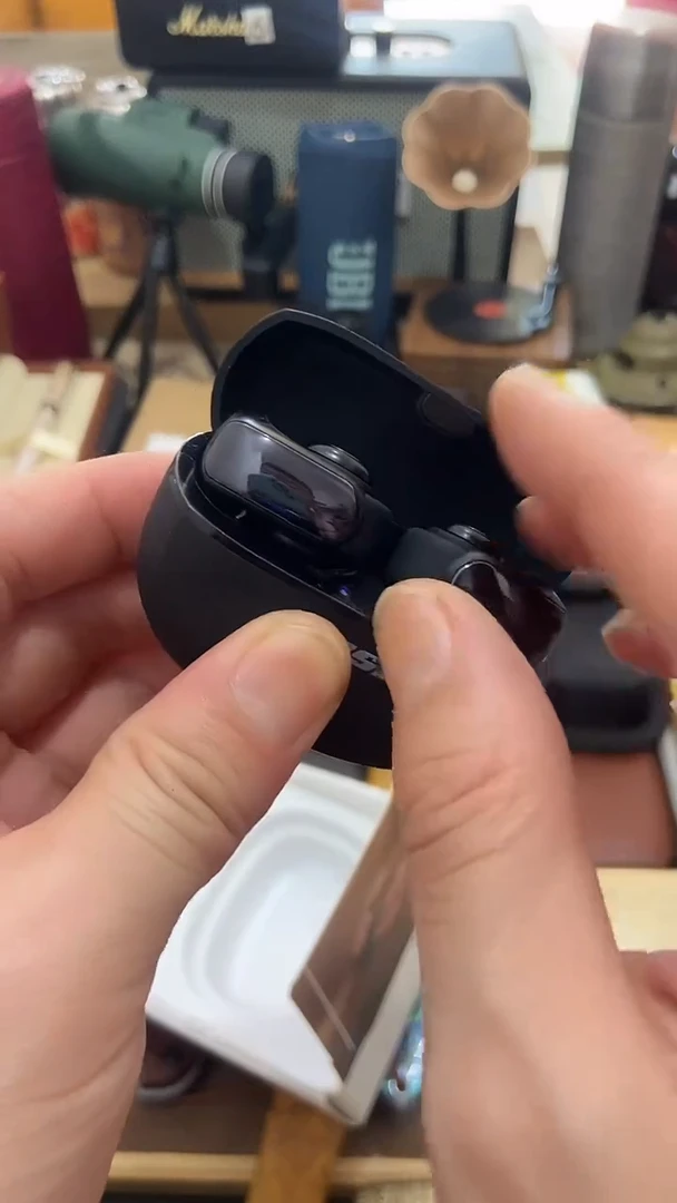 瓷片闪购商品  如图所示