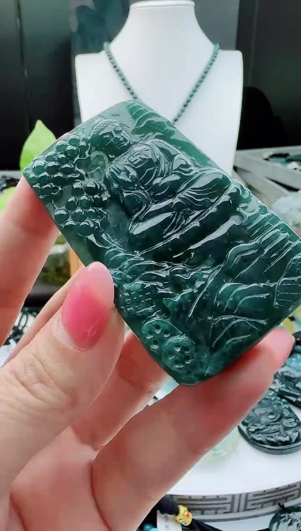 【闪购商品】翡翠颈饰未镶嵌多样性随机一件发货