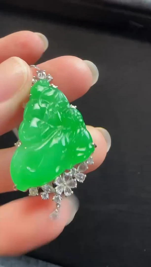 【闪购商品】翡翠颈饰18K金镶嵌527 | 一个