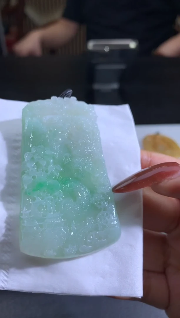 未镶嵌定制翡翠柯*玲翡翠