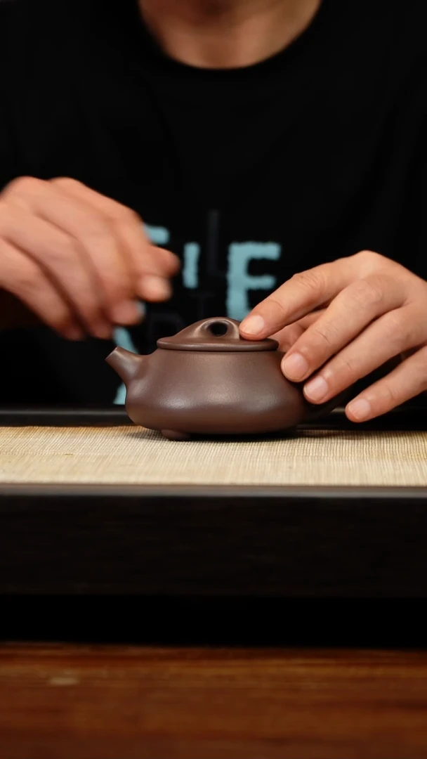 茶壶紫砂四底景州