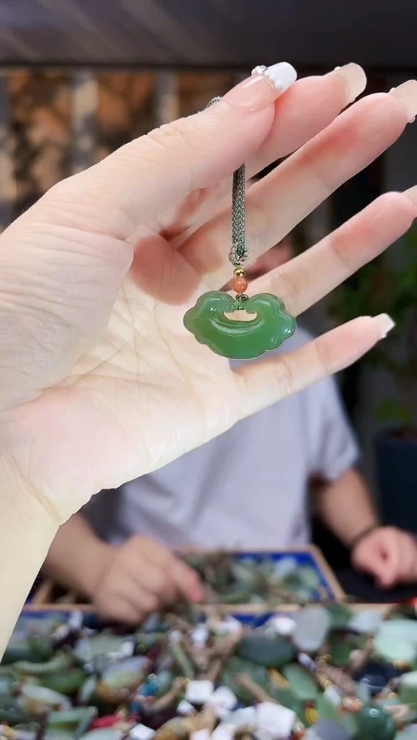 和田玉未镶嵌挂件拍一发一多样性发货