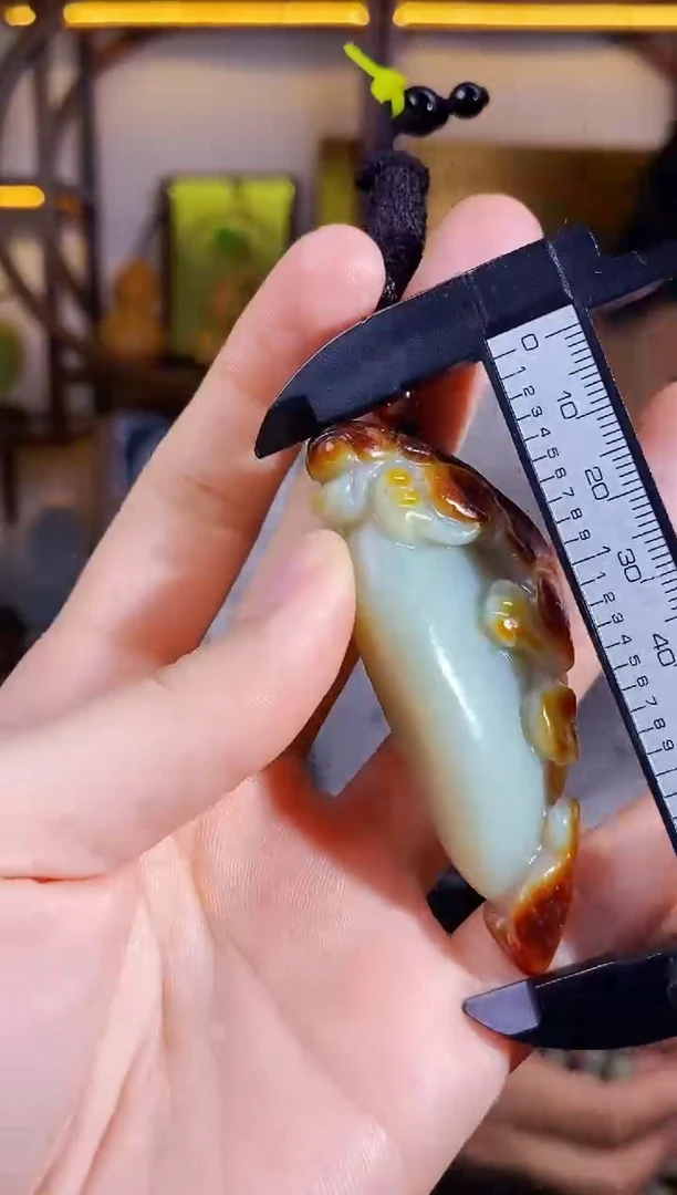 【闪购商品】和田玉颈饰未镶嵌1