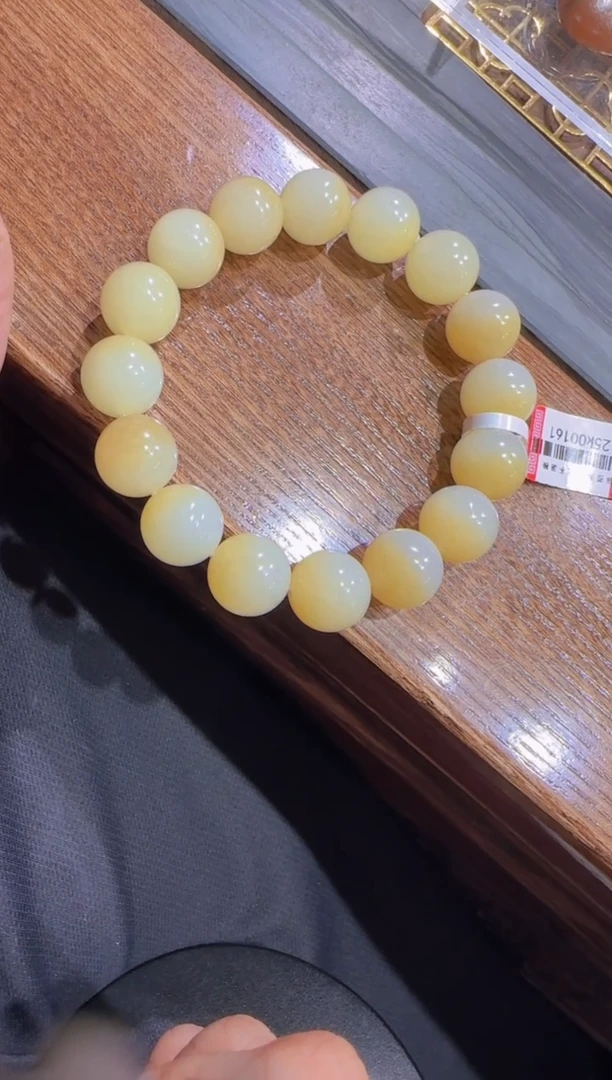 未镶嵌手串和田玉和田玉且末手串多样性发其一