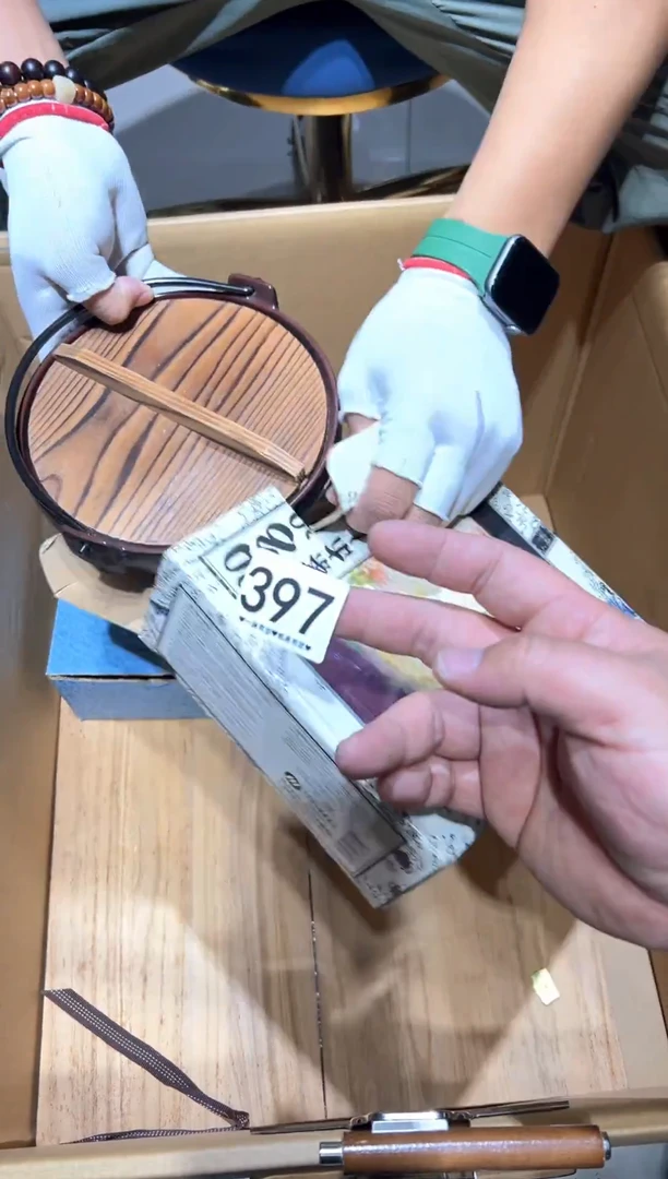 瓷片卿**贝397...............