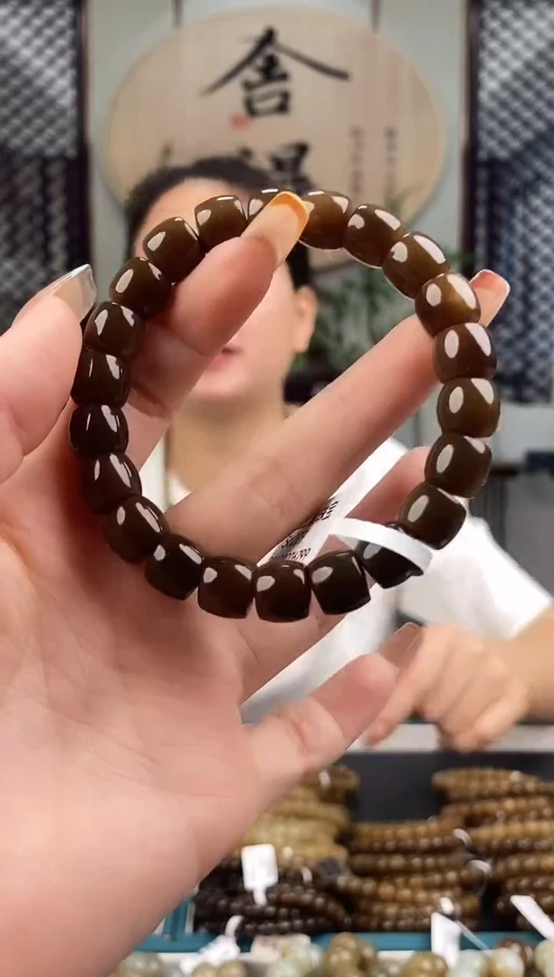 和田玉未镶嵌颈饰拍一发一