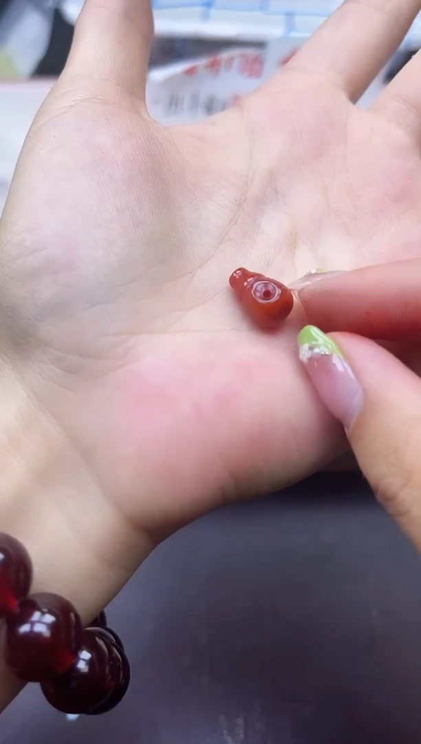 【闪购商品】南红玛瑙散珠未镶嵌三通Y1593 13*8 一个