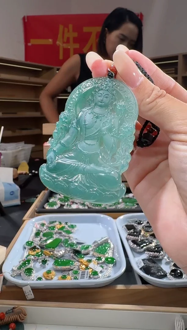 吊坠(不含链)未镶嵌翡翠度母（多样性发其一）