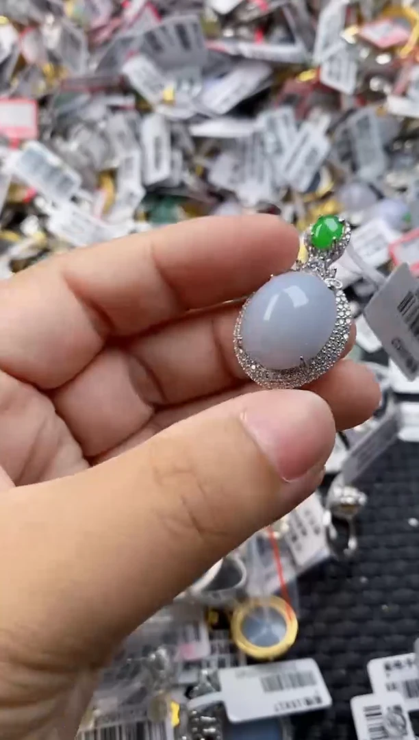 翡翠戒指银S925镶嵌8888     4