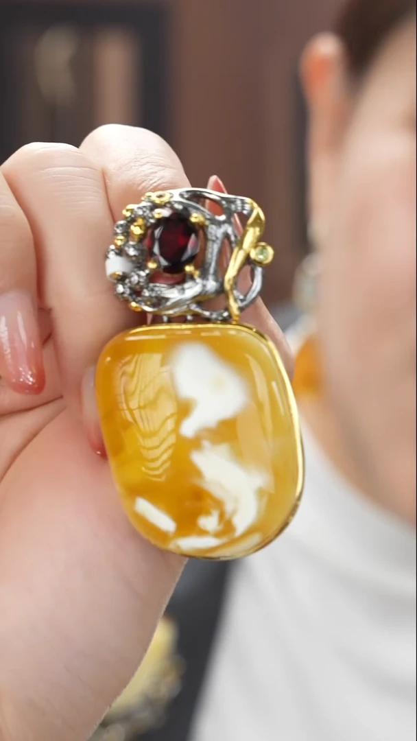 琥珀吊坠(不含链)未镶嵌妖白吊坠