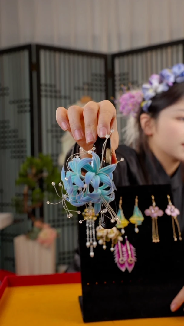 刺绣用****5非遗苏绣手工饰品