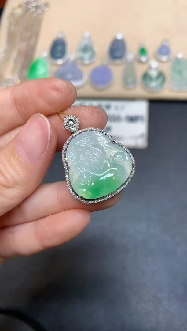 【闪购商品】翡翠吊坠(不含链)18K金镶嵌财神【无服务费