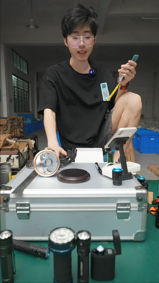 ?*磊小野照明直播闪购专拍