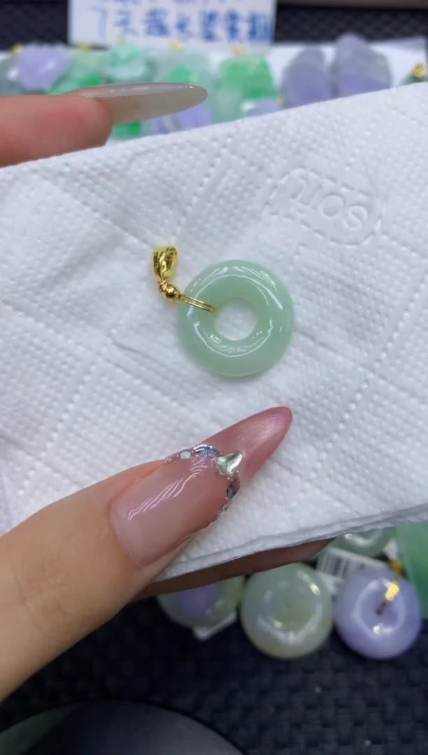 颈饰未镶嵌翡翠天然缅甸A货翡翠