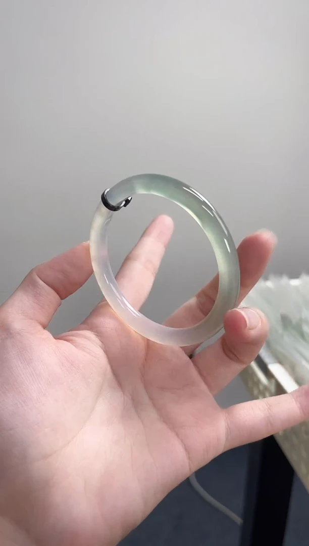 手镯玛瑙/玉髓未镶嵌56-57圆条