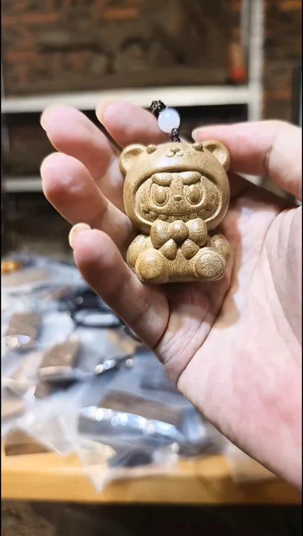 金丝楠    labubu