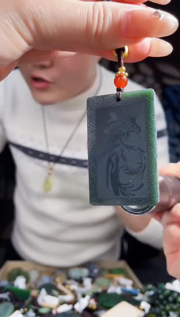 【闪购商品】和田玉颈饰未镶嵌拍一发一