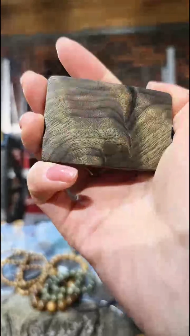 金丝楠无事牌脖挂