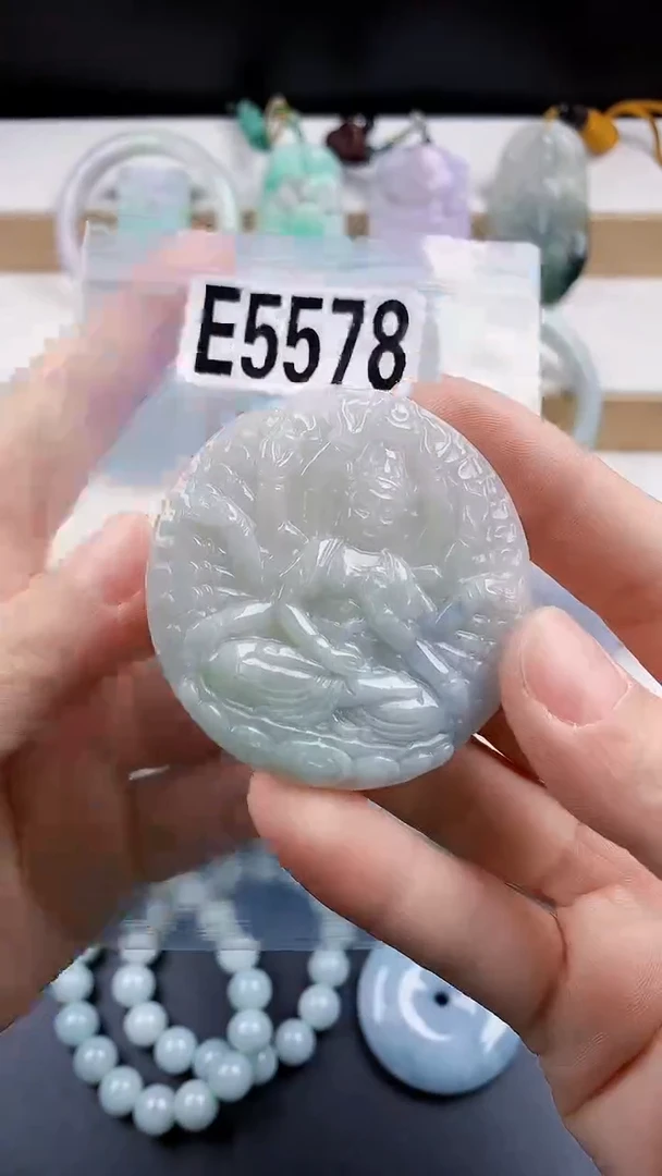 颈饰未镶嵌翡翠天然翡翠吊坠挂件