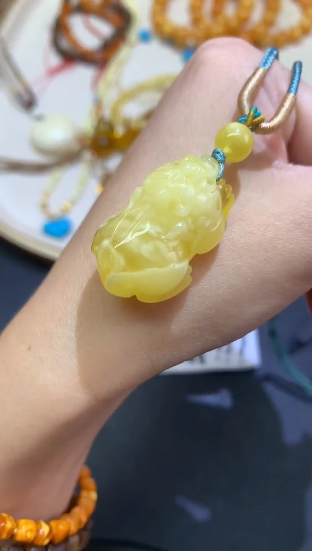 裸石蜜蜡未镶嵌吊坠A536|680
