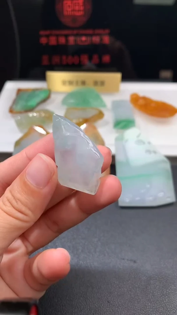 定制翡翠未镶嵌