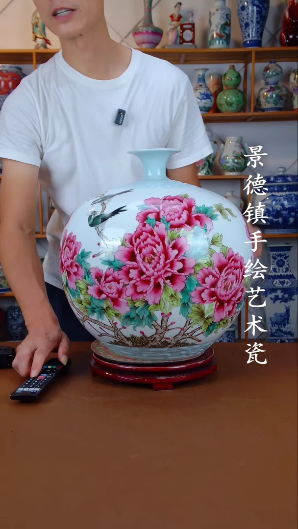 现代景德镇手工手绘陶瓷摆件37